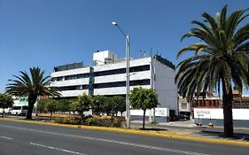 Hotel Neza Avenida Central